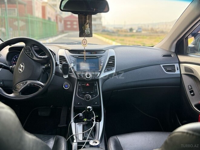 Hyundai Elantra 2015, 180,410 km - 1.8 l - Bakı