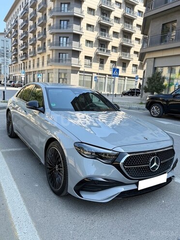 Mercedes E 300 e 4MATIC 2023, 15,000 km - 2.0 l - Bakı