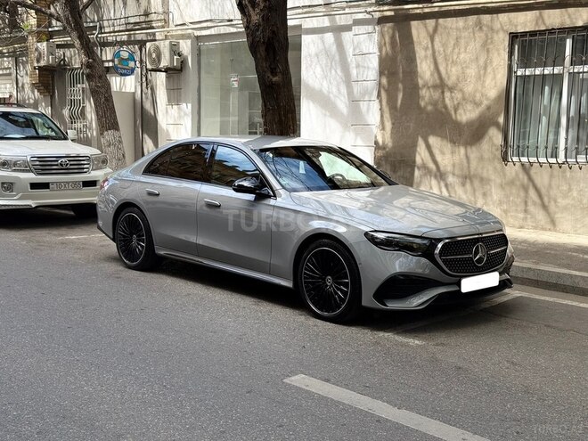 Mercedes E 300 e 4MATIC 2023, 15,000 km - 2.0 l - Bakı