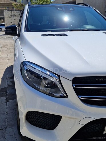 Mercedes GLE 350 4MATIC 2018, 180,000 km - 3.0 л - Bakı