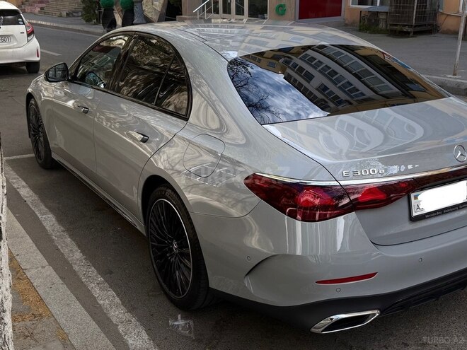 Mercedes E 300 e 4MATIC 2023, 15,000 km - 2.0 l - Bakı