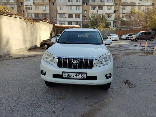 Toyota Land Cruiser Prado 2013, 130,000 km - 2.7 л - Bakı