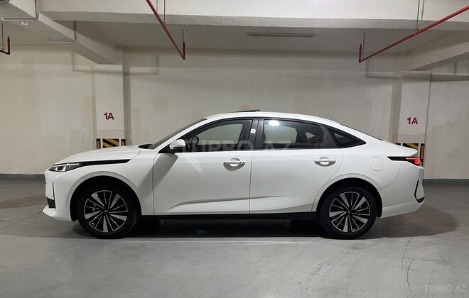 Changan Qiyuan A05 2025, 0 km - 1.5 л - Bakı