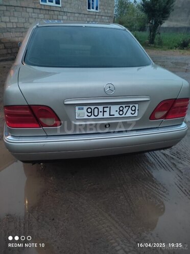 Mercedes E 240 1998, 388,277 km - 2.4 l - Cəlilabad