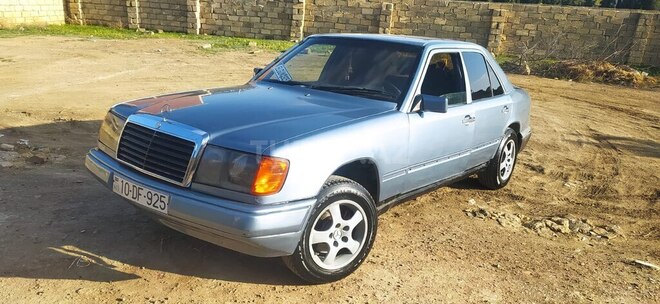 Mercedes E 200 1986, 346,840 km - 2.0 l - Sumqayıt