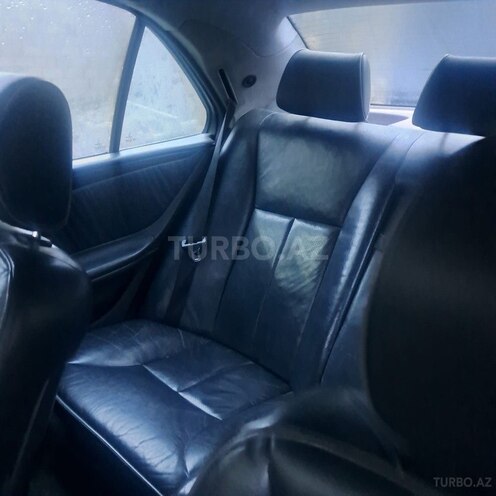 Mercedes E 270 2002, 400,000 km - 2.7 l - Bakı