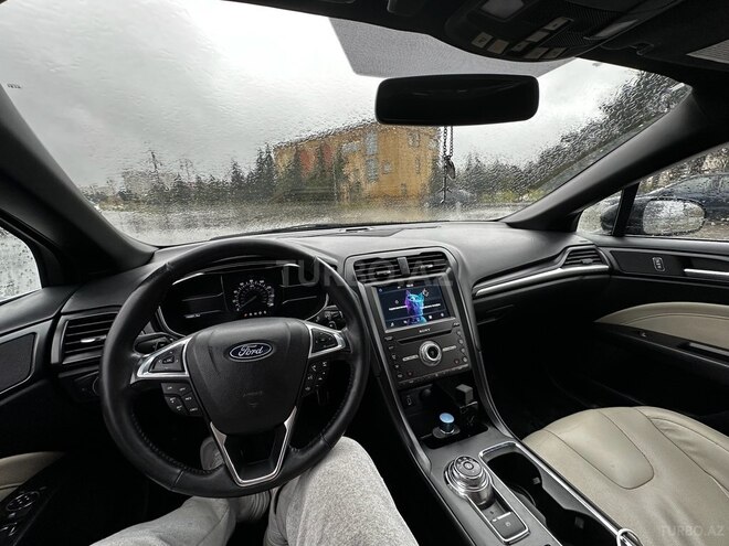 Ford Fusion (North America) 2018, 145,000 km - 2.0 л - Bakı