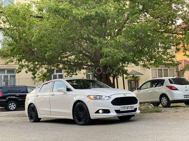 Ford Fusion (North America) 2015, 235,000 km - 2.0 l - Bakı