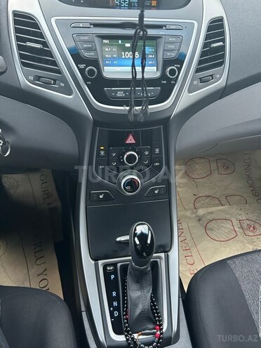 Hyundai Elantra 2015, 116,116 km - 1.8 l - Bakı