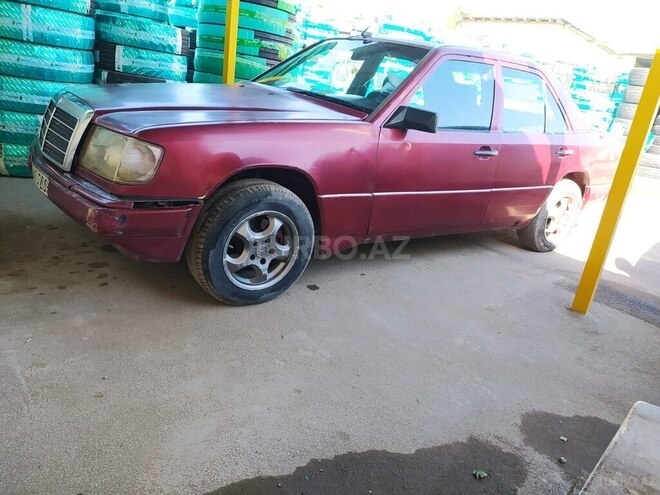 Mercedes E 250 1992, 380,000 km - 2.5 l - Bakı