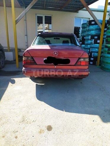 Mercedes E 250 1992, 380,000 km - 2.5 l - Bakı