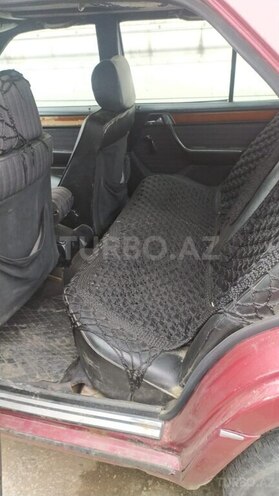 Mercedes E 250 1992, 380,000 km - 2.5 l - Bakı