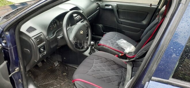 Opel Astra 2000, 300,000 km - 1.6 л - Şəki