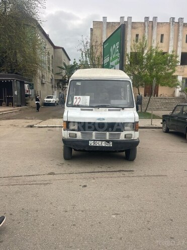 Mercedes 208 D 1994, 200,000 km - 2.5 l - Masallı