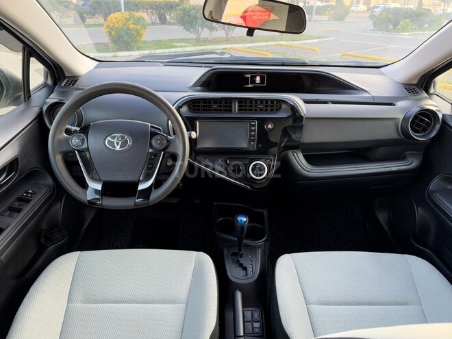 Toyota Aqua 2019, 120,000 km - 1.5 л - Bakı