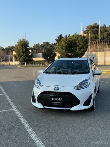 Toyota Aqua 2019, 120,000 km - 1.5 л - Bakı