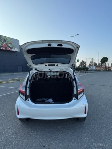 Toyota Aqua 2019, 120,000 km - 1.5 л - Bakı