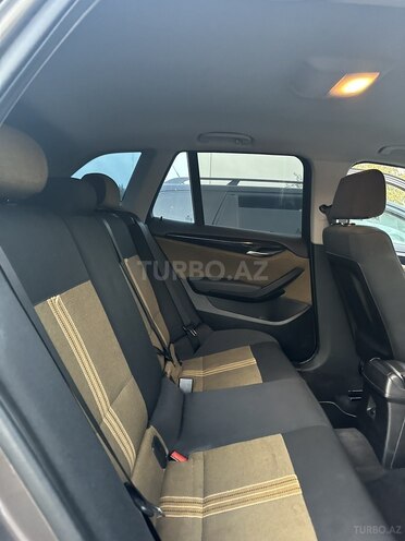 BMW X1 2011, 210,000 km - 2.0 л - Bakı