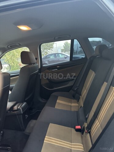 BMW X1 2011, 210,000 km - 2.0 л - Bakı