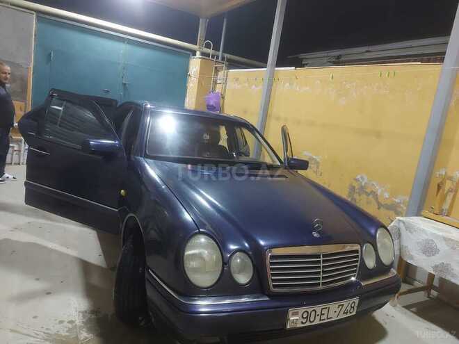 Mercedes E 200 1998, 250,000 km - 2.0 l - Bakı