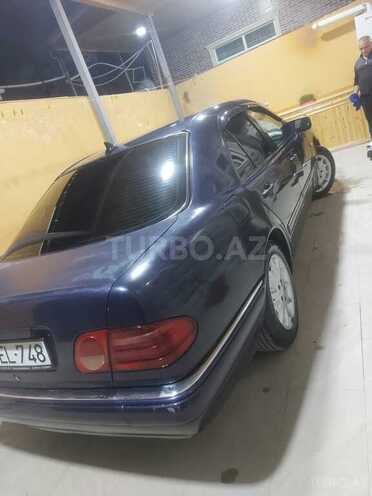 Mercedes E 200 1998, 250,000 km - 2.0 l - Bakı