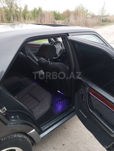 Mercedes E 200 1994, 288,976 km - 2.0 l - Sabirabad