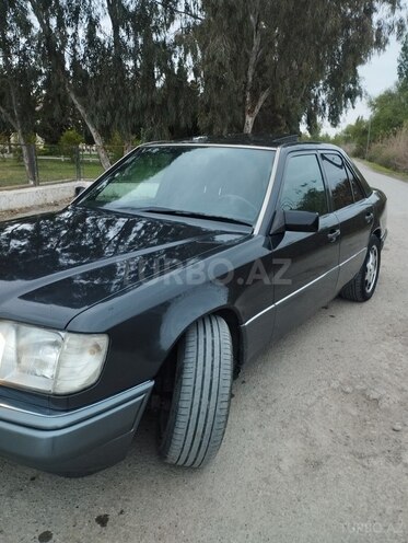 Mercedes E 200 1994, 288,976 km - 2.0 l - Sabirabad
