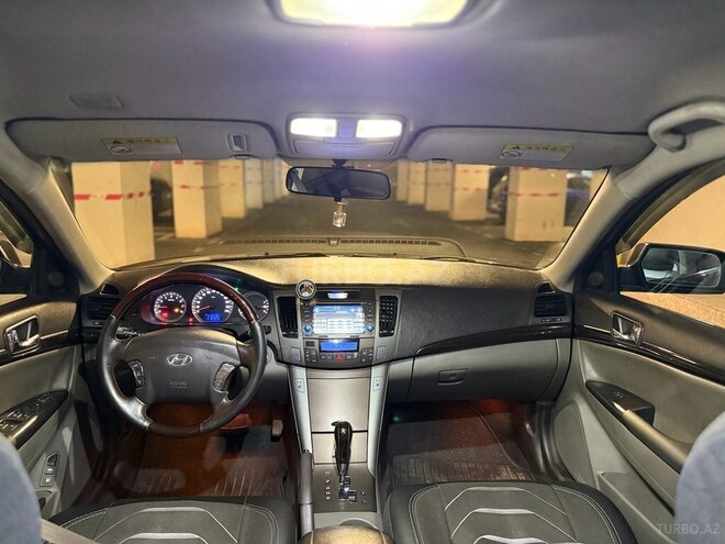 Hyundai Sonata-11