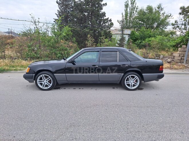 Mercedes E 280 1990, 263,000 km - 2.8 l - Sumqayıt