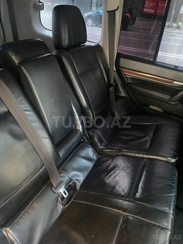 Mitsubishi Pajero 2008, 180,000 km - 3.0 л - Bakı