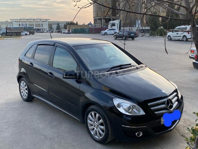 Mercedes B 170 2009, 165,500 km - 1.7 l - Sumqayıt
