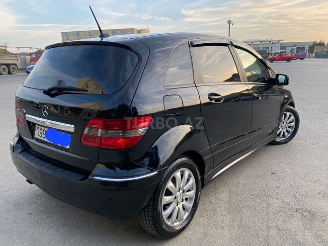 Mercedes B 170 2009, 165,500 km - 1.7 l - Sumqayıt