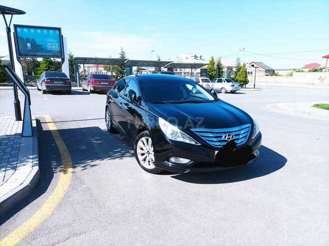 Hyundai Sonata 2012, 298,000 km - 2.4 l - Quba