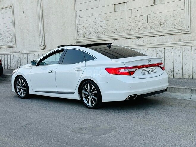 Hyundai Grandeur 2015, 175,000 km - 2.2 л - Bakı