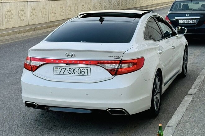 Hyundai Grandeur 2015, 175,000 km - 2.2 л - Bakı