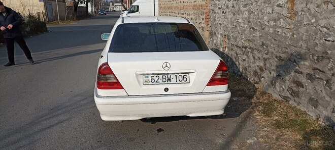 Mercedes C 180 1996, 358,125 km - 1.8 l - Zaqatala