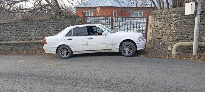 Mercedes C 180 1996, 358,125 km - 1.8 l - Zaqatala