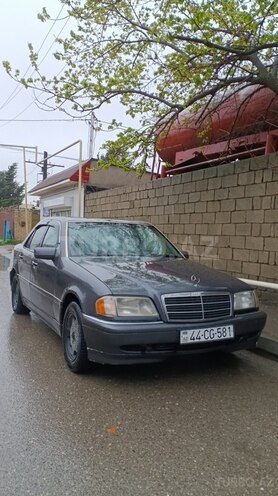 Mercedes C 220 1995, 45,000 km - 2.2 л - Bakı