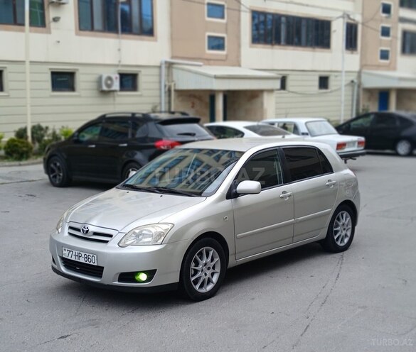 Toyota Corolla 2005, 265,000 km - 1.4 l - Bakı