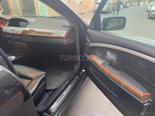 BMW 740 2005, 290,000 km - 4.0 l - Bakı