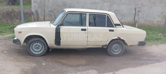 LADA (VAZ) 2107 1988, 90,000 km - 1.5 л - Tovuz
