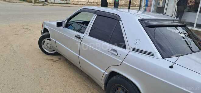 Mercedes 190 1992, 324,589 km - 1.8 л - Şirvan