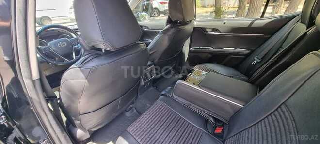 Toyota Camry-14