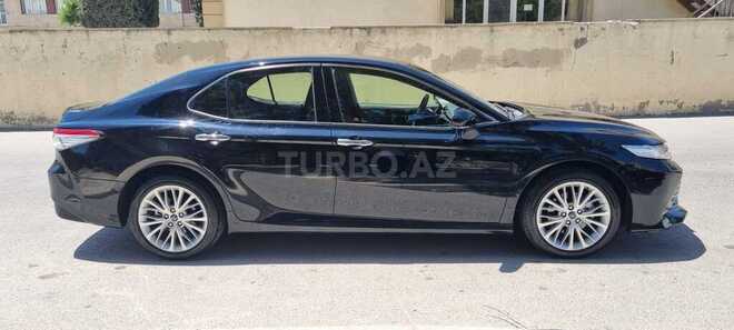 Toyota Camry-5