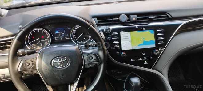 Toyota Camry-10