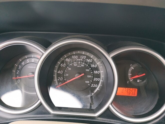 Nissan Tiida 2010, 178,755 km - 1.6 l - Bakı