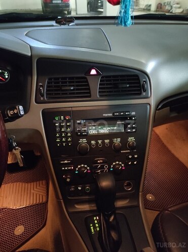Volvo  2003, 105,000 km - 2.5 l - Bakı