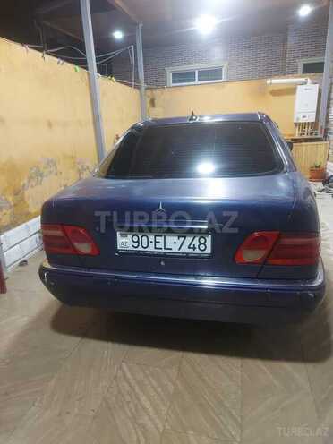 Mercedes E 200 1998, 250,000 km - 2.0 l - Bakı