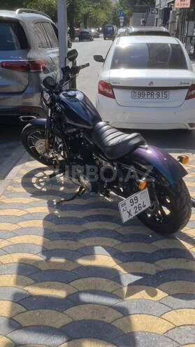 Harley-Davidson XL883N Sportster Iron 883-1