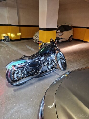 Harley-Davidson XL883N Sportster Iron 883-2